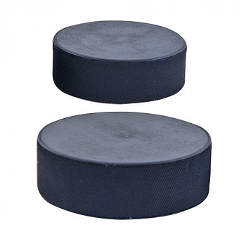 Шайба хоккейная офифиальный стандарт  арт.MR-XS75, диам. 75 мм, выс. 25 мм, вес 170гр, РОССИЯ, черная Шайба хоккейная офифиальный стандарт  арт.MR-XS75, диам. 75 мм, выс. 25 мм, вес 170гр, РОССИЯ, черная